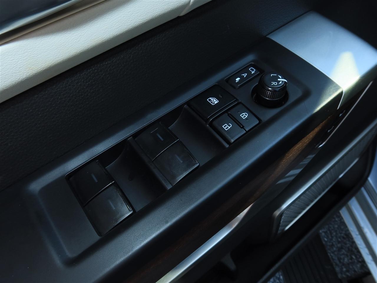 Toyota Sequoia TRD Pro 4WD 2025