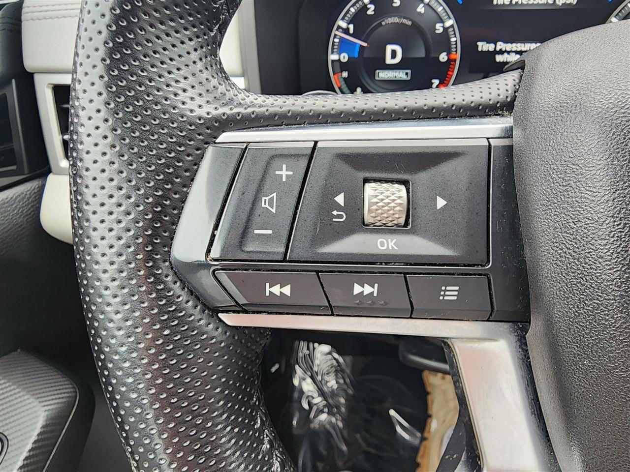 Mitsubishi Outlander SEL 2WD 2023