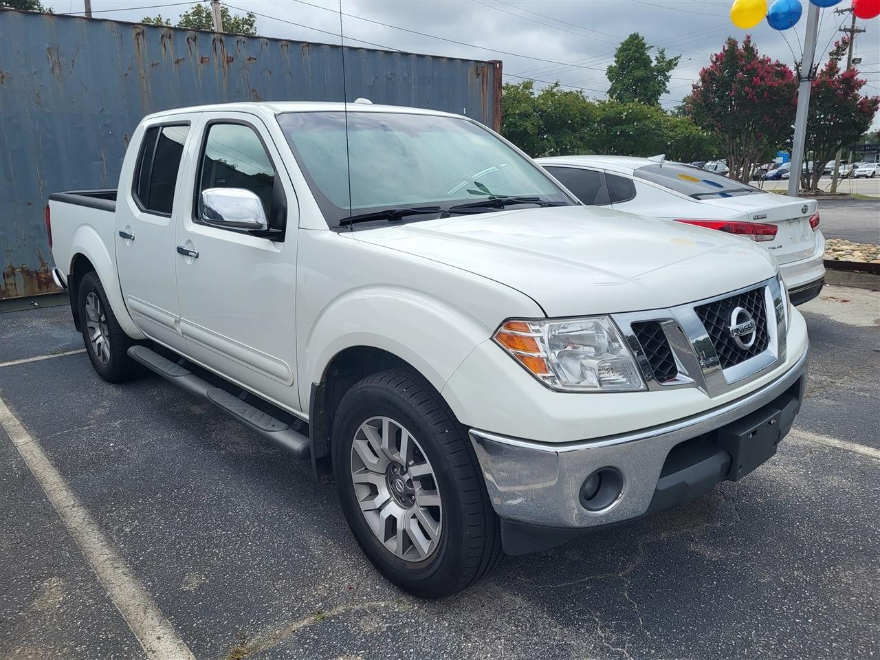 Nissan Frontier SL Crew Cab 2WD 2013