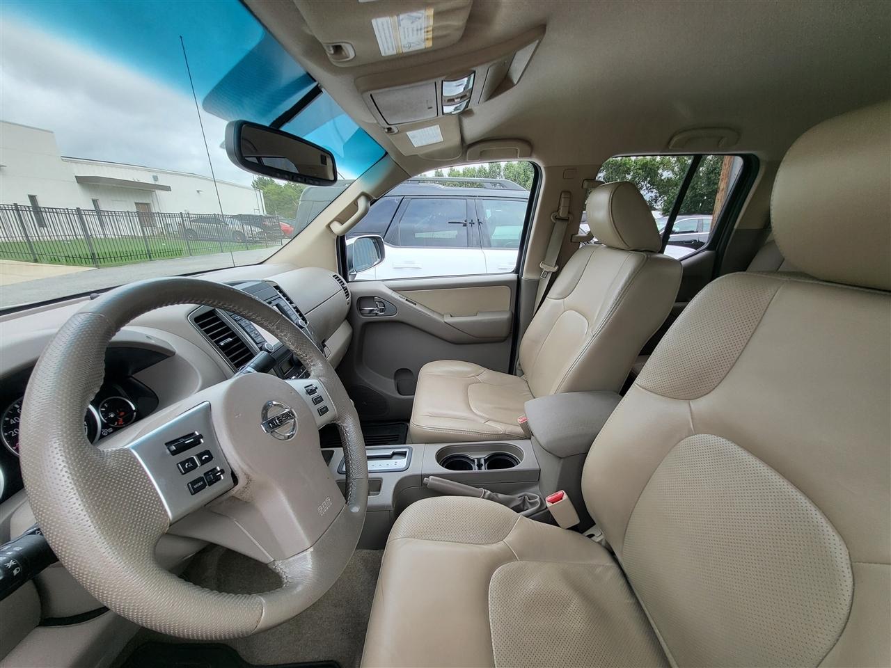 Nissan Frontier SL Crew Cab 2WD 2013