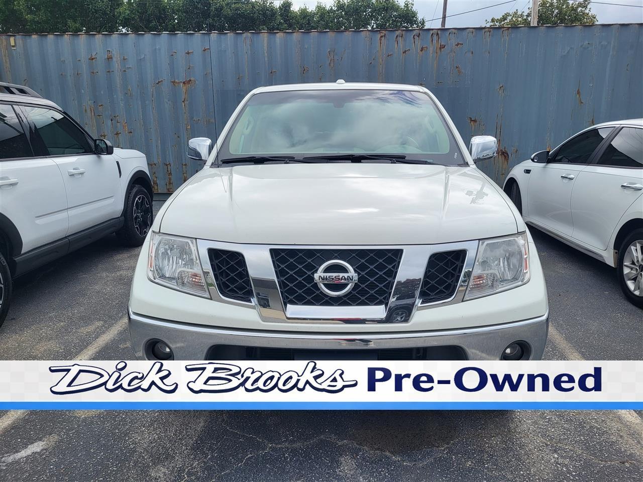 Nissan Frontier SL Crew Cab 2WD 2013