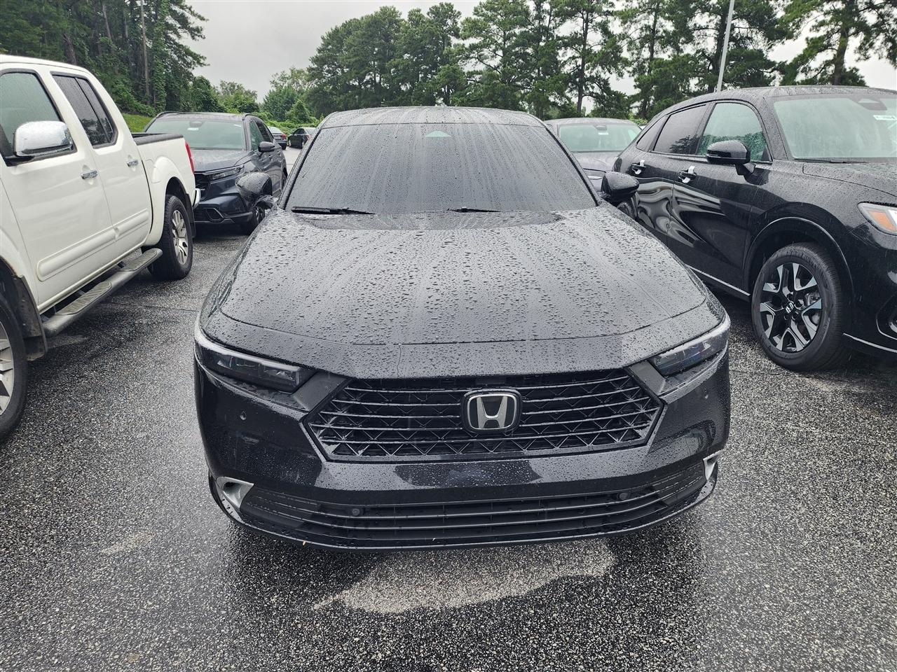 Honda Accord Touring Hybrid 2025