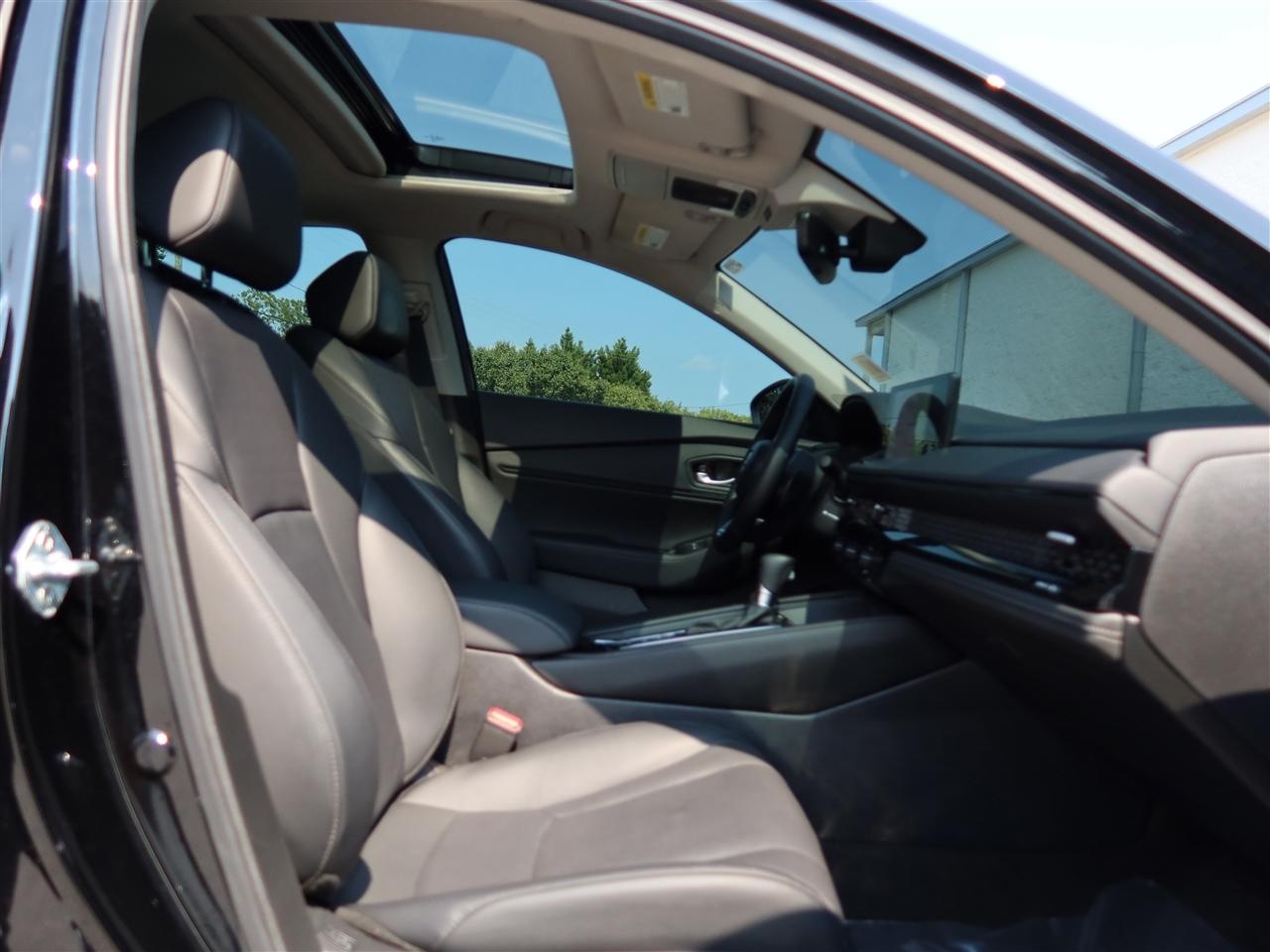 Honda Accord Touring Hybrid 2025
