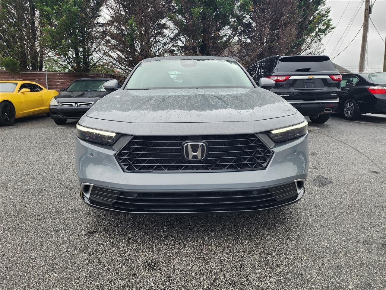 Honda Accord Touring Hybrid 2025
