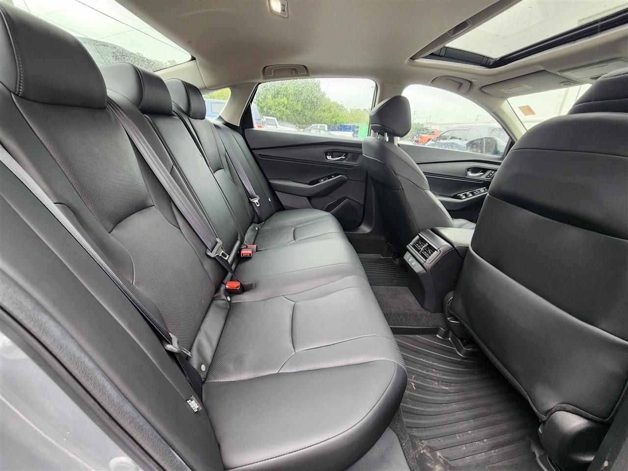 Honda Accord Touring Hybrid 2025