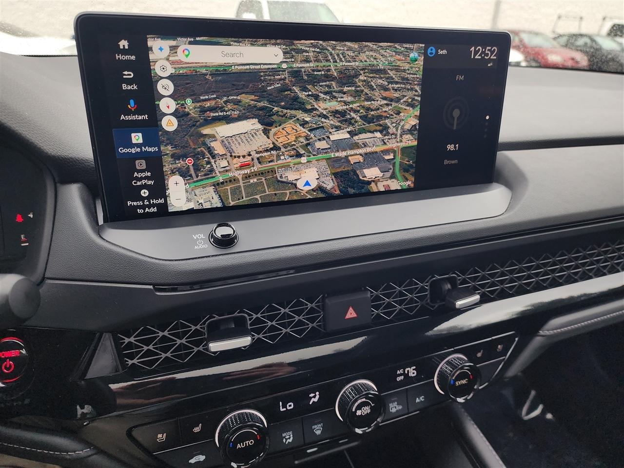 Honda Accord Touring Hybrid 2025