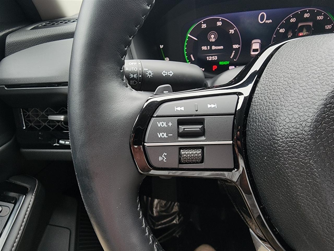 Honda Accord Touring Hybrid 2025