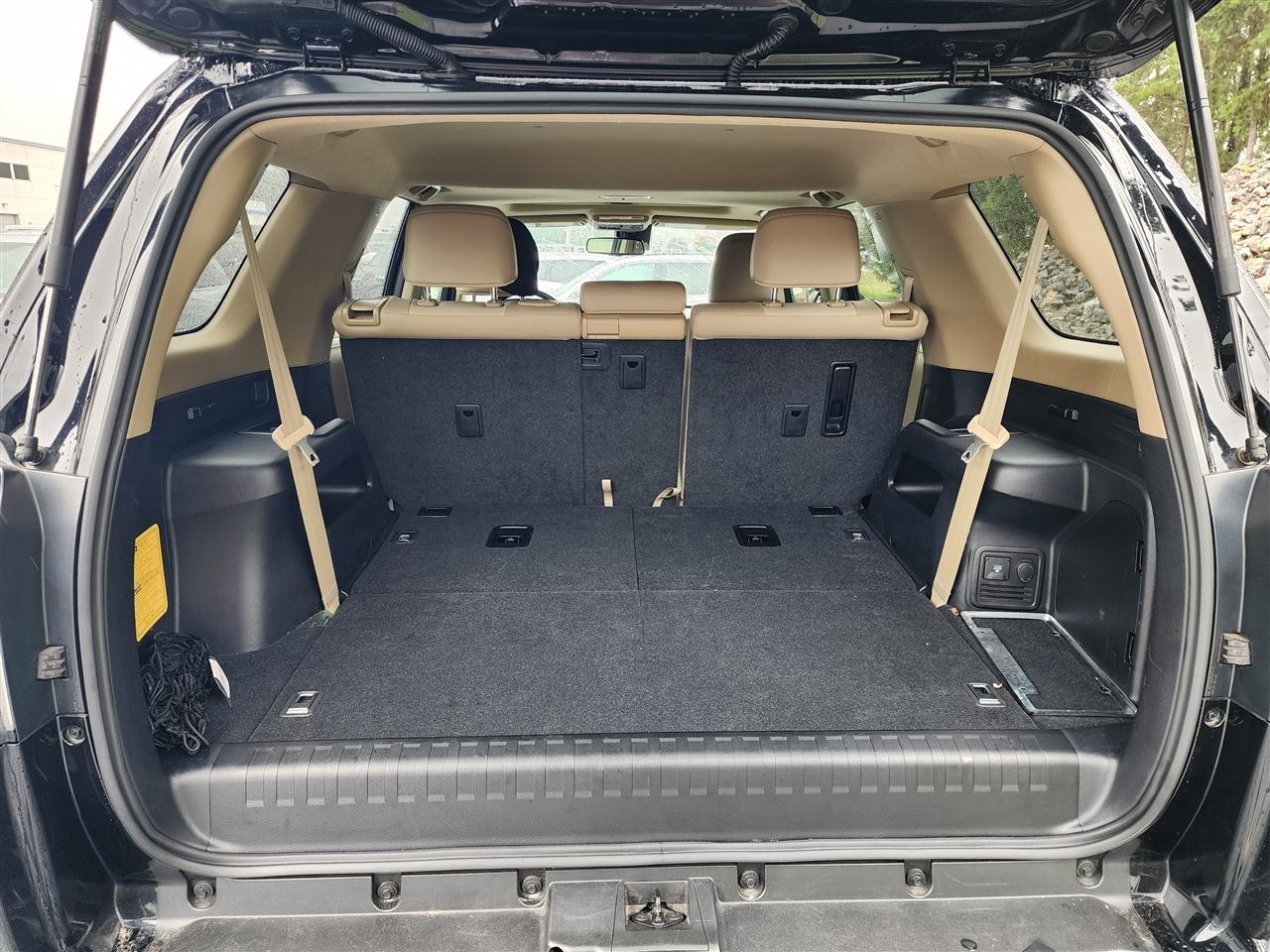 Toyota 4Runner SR5 Premium 4WD 2024