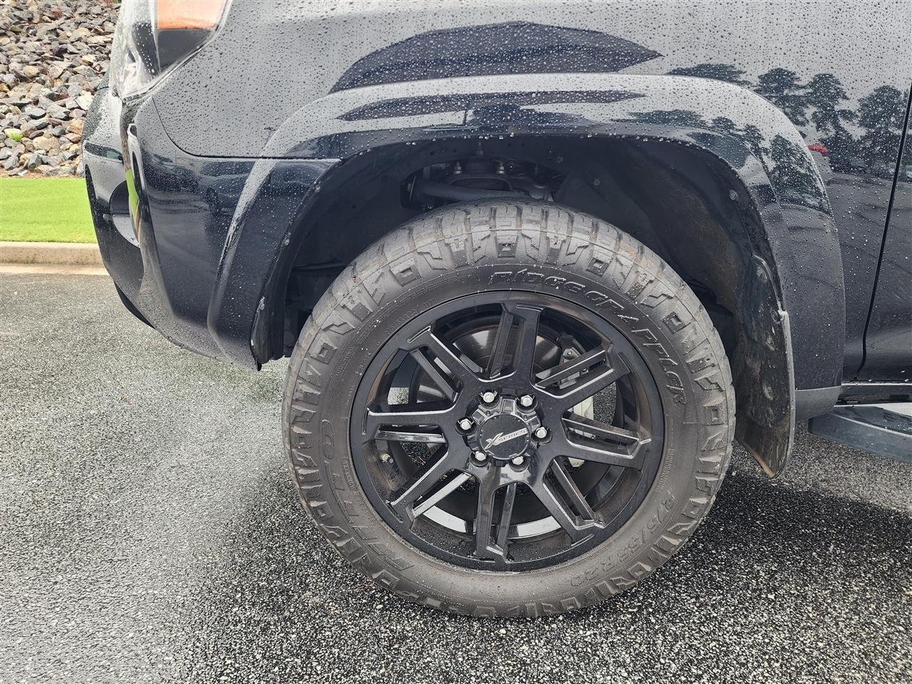 Toyota 4Runner SR5 Premium 4WD 2024