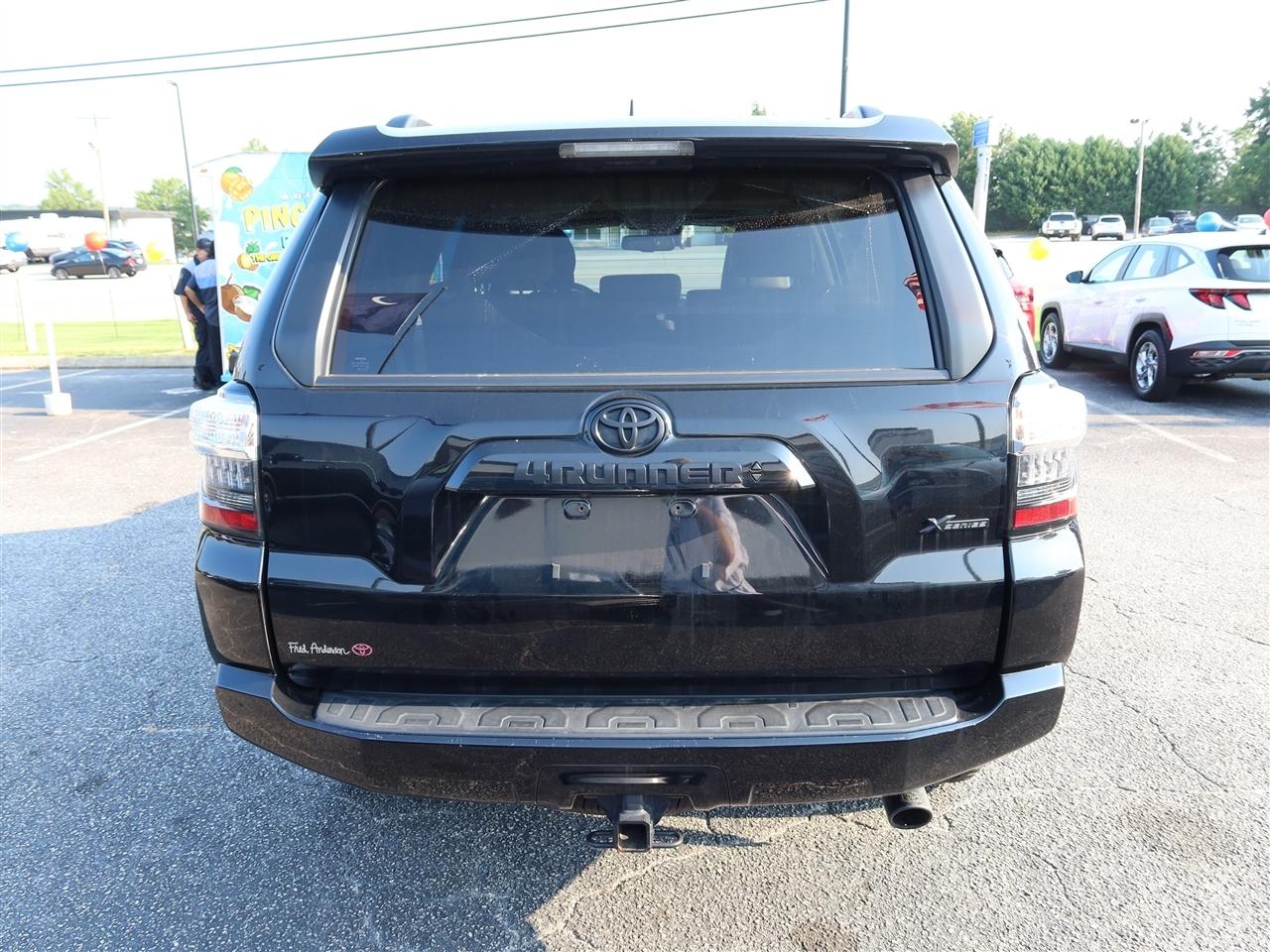 Toyota 4Runner SR5 Premium 4WD 2024