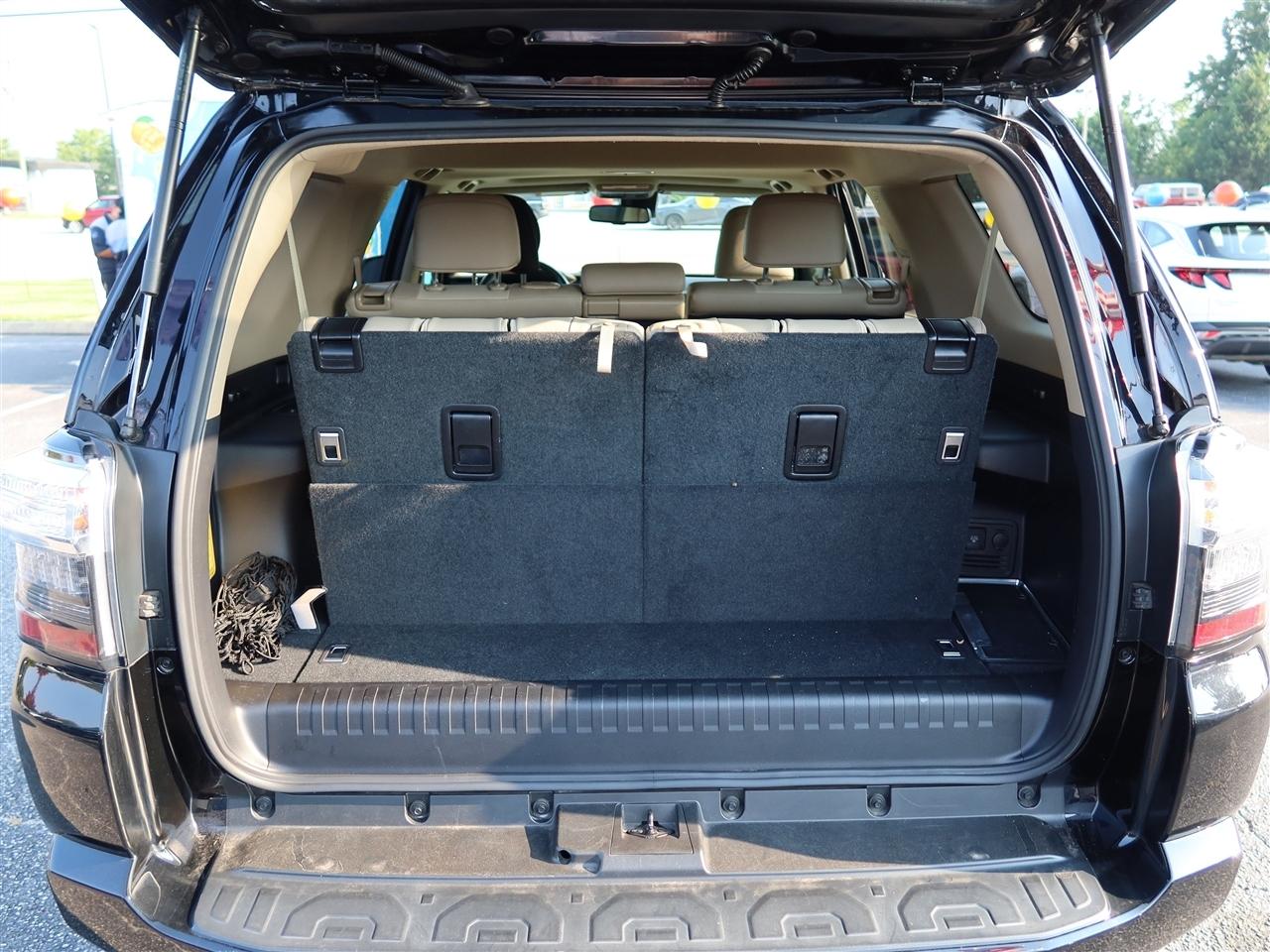 Toyota 4Runner SR5 Premium 4WD 2024