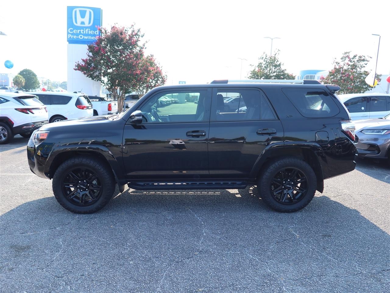 Toyota 4Runner SR5 Premium 4WD 2024
