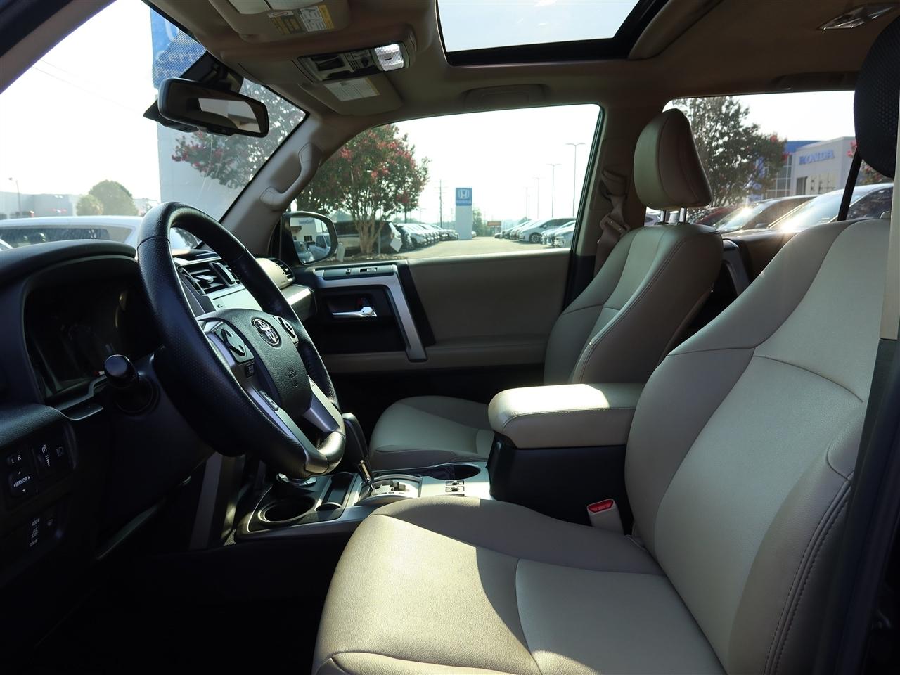 Toyota 4Runner SR5 Premium 4WD 2024