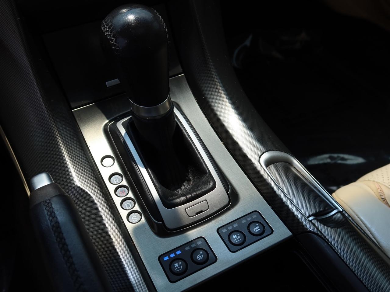 Acura TL 6-Speed AT with Advance Package 2012