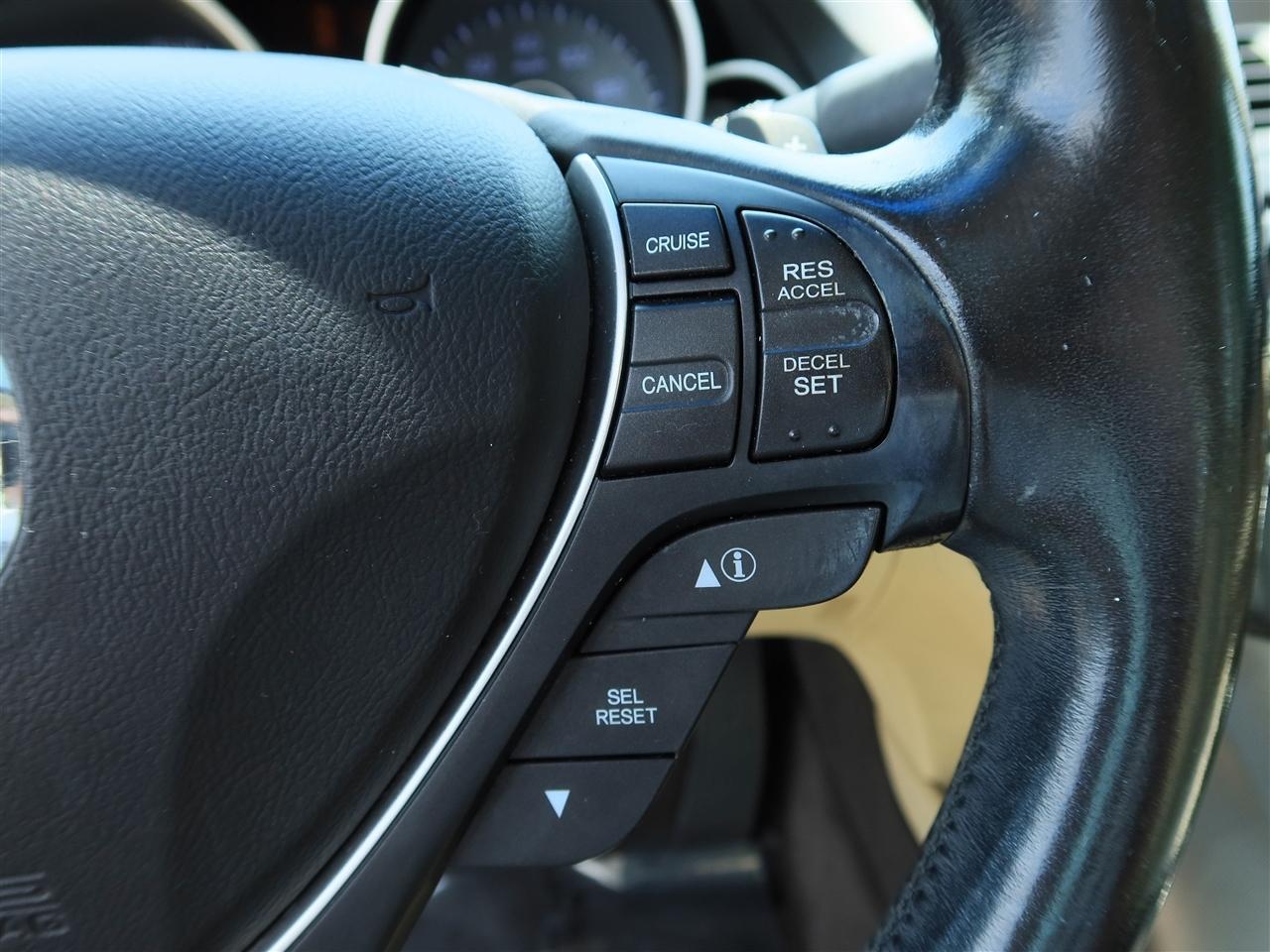 Acura TL 6-Speed AT with Advance Package 2012