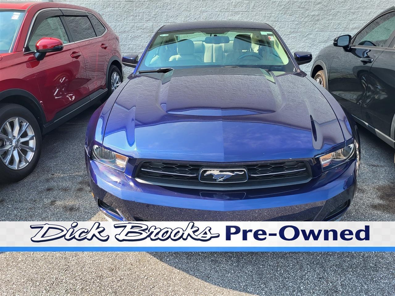 Ford Mustang V6 Premium Coupe 2010