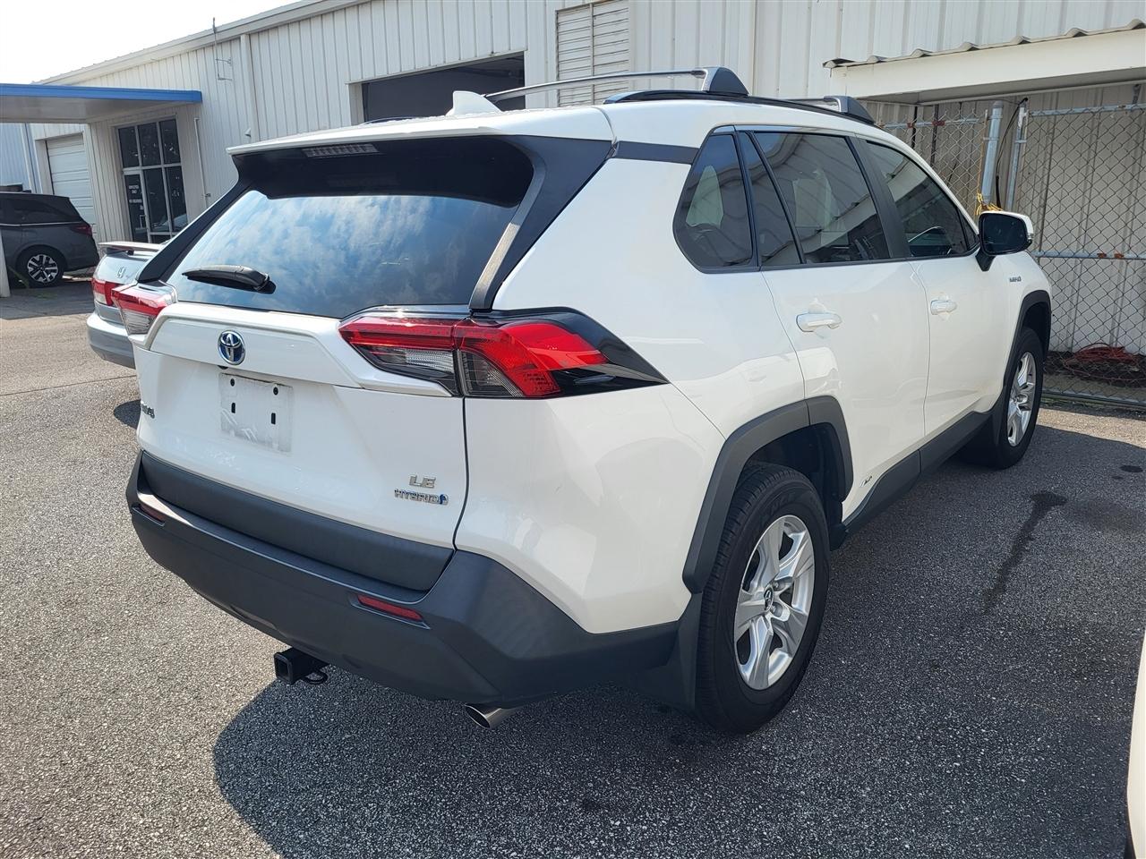 Toyota RAV4 Hybrid LE 2020