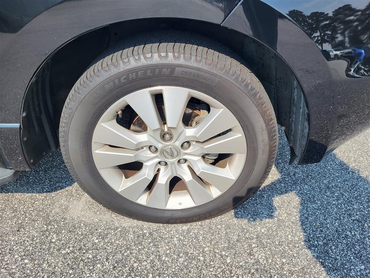 Acura RDX 5-Spd AT with Technology Package 2011