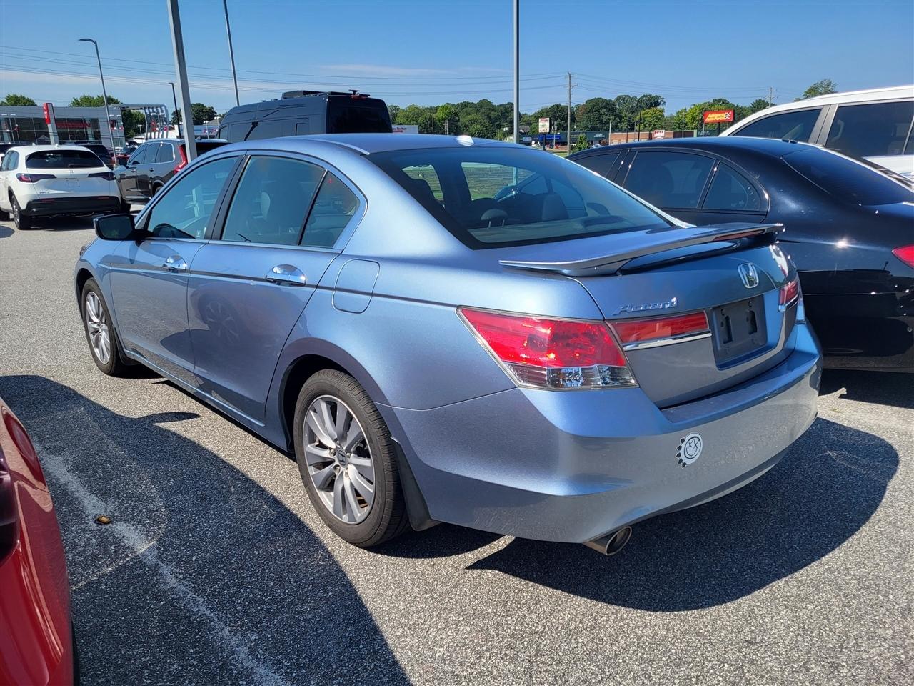 Honda Accord EX-L V6 Sedan AT 2012