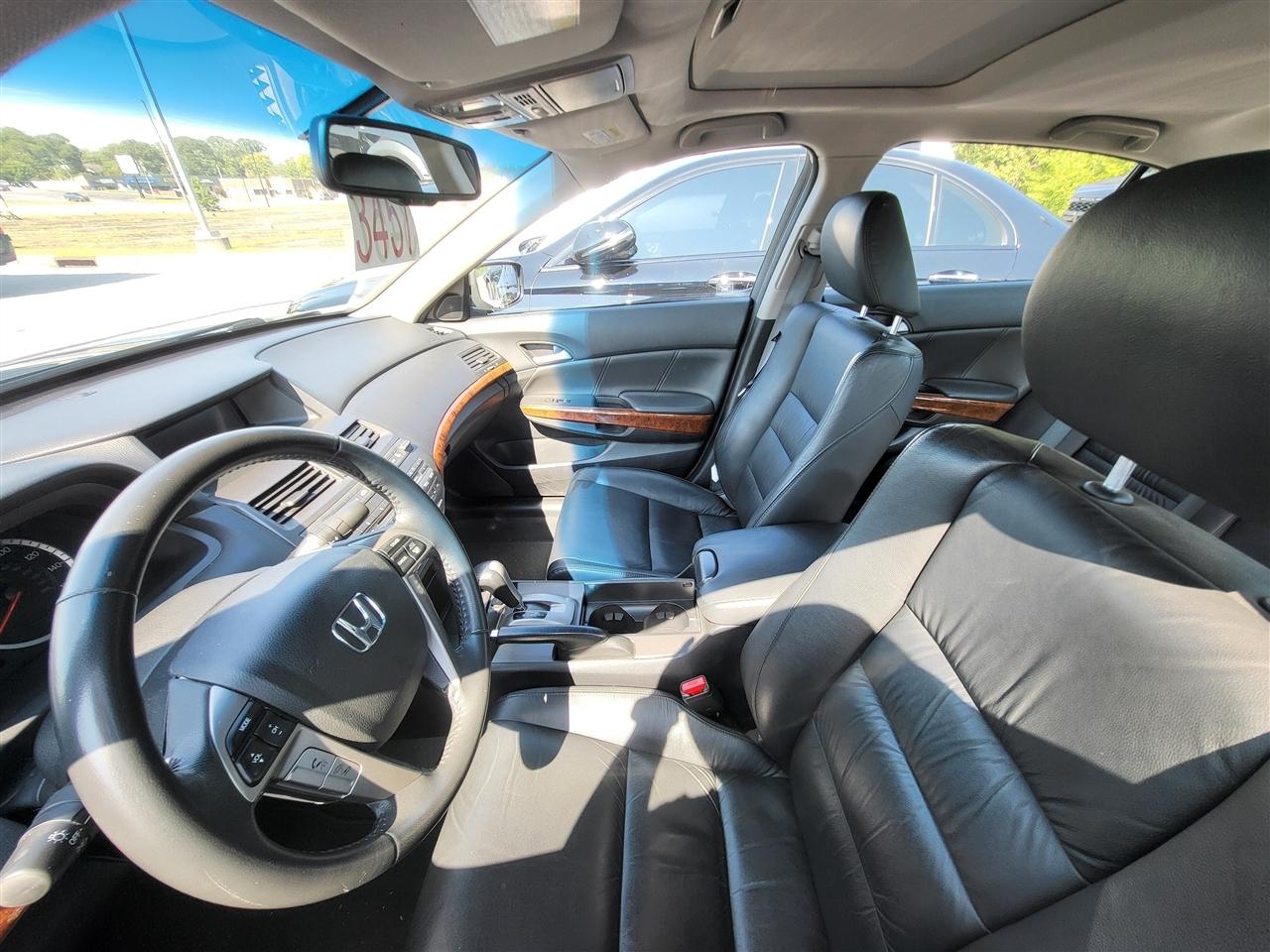 Honda Accord EX-L V6 Sedan AT 2012