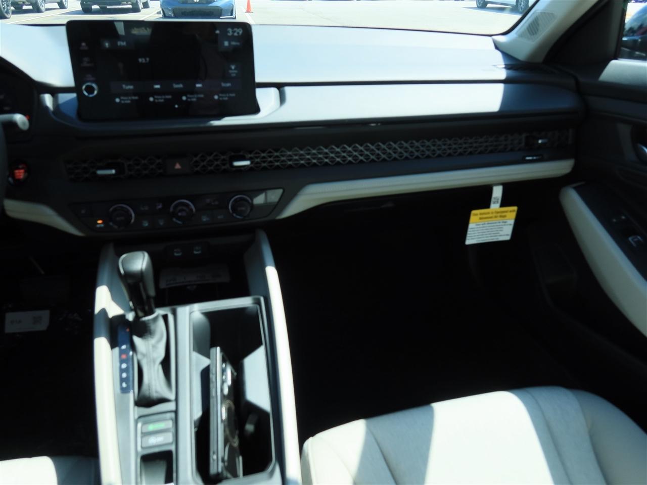 Honda Accord SE 2026