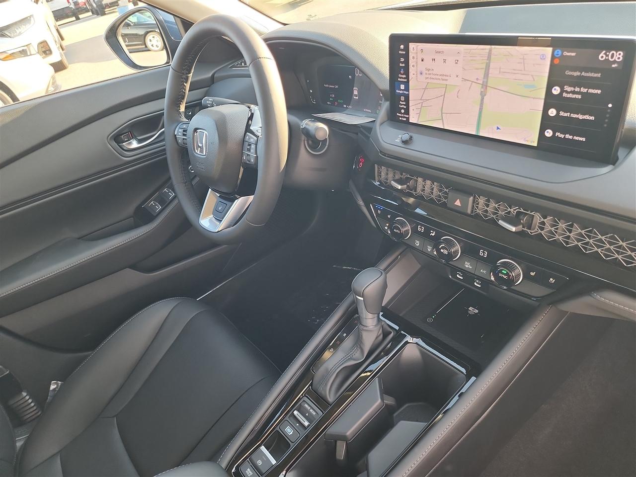 Honda Accord Touring Hybrid 2026