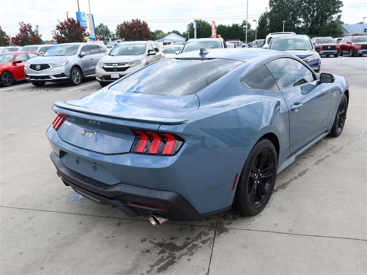 Ford Mustang GT Coupe 2025