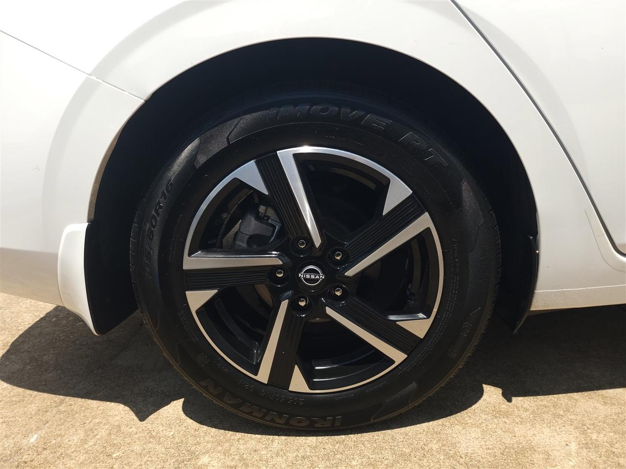 Nissan Sentra SV 2024