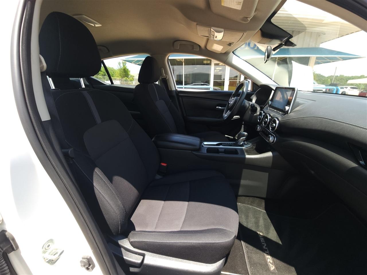 Nissan Sentra SV 2024