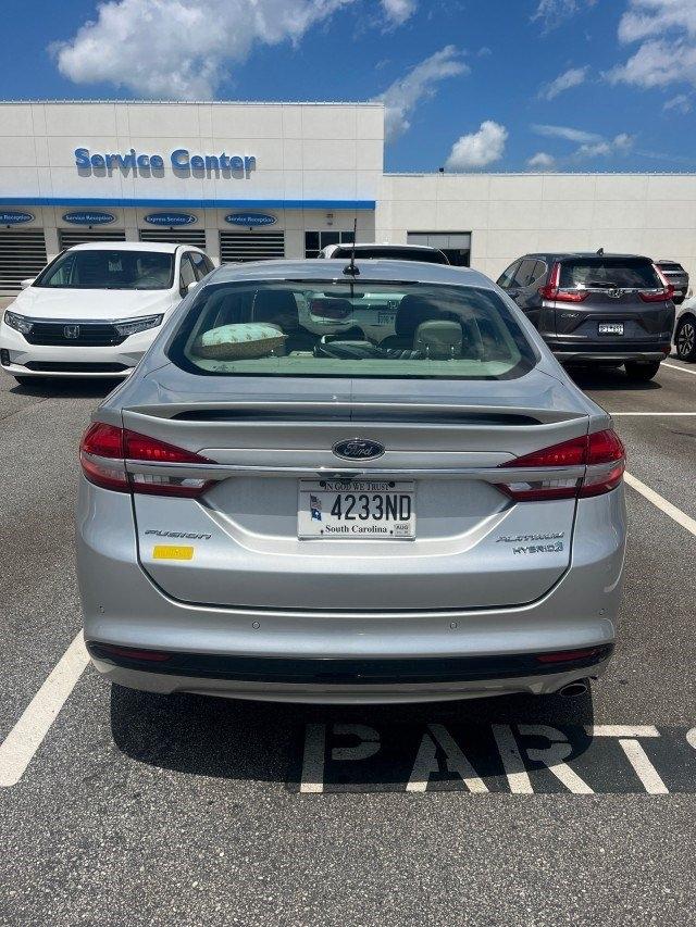 Ford Fusion Hybrid Titanium 2017