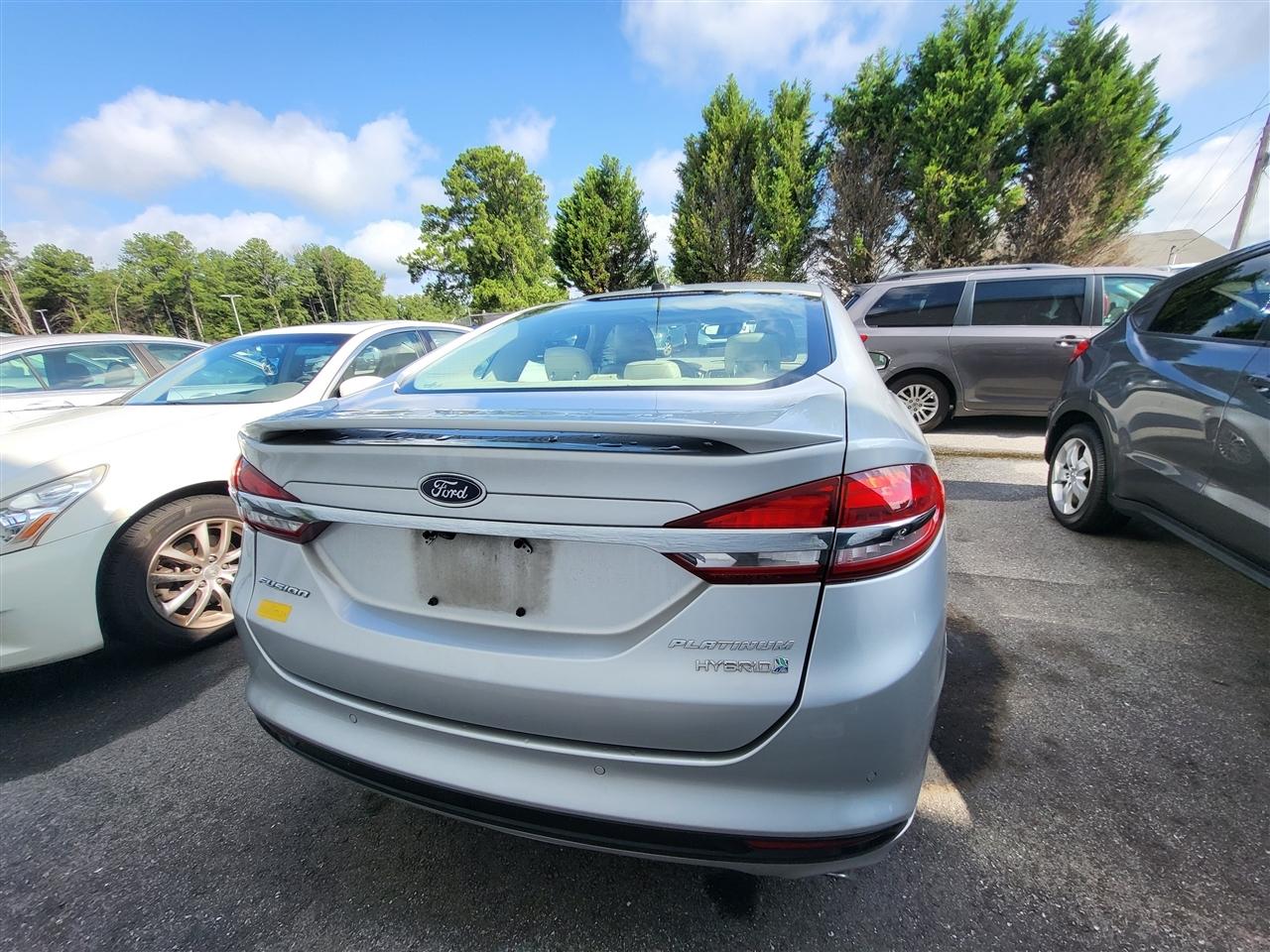 Ford Fusion Hybrid Titanium 2017