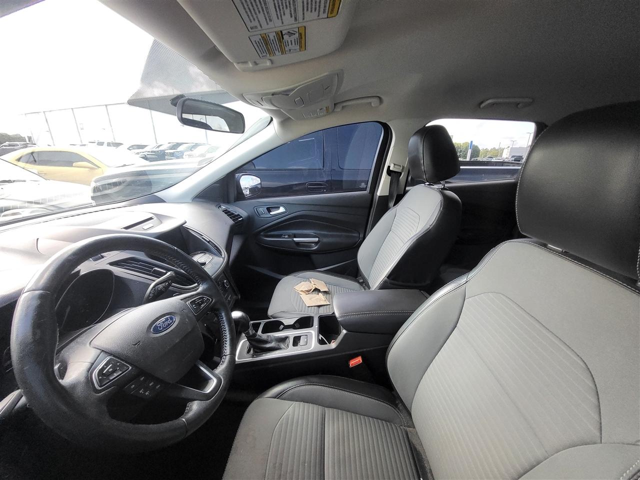 Ford Escape SE FWD 2017