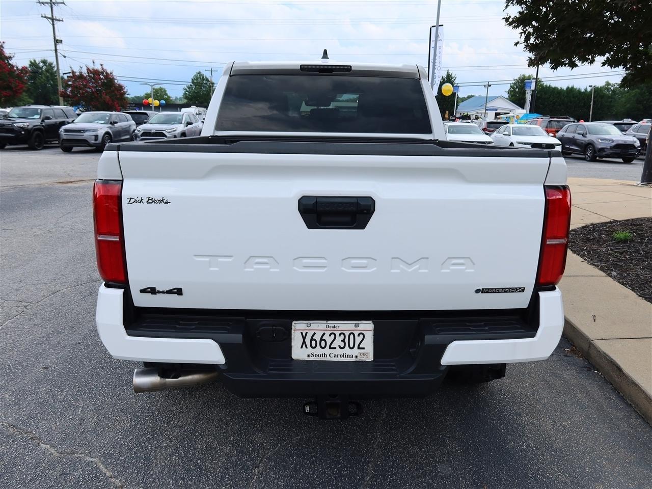 Toyota Tacoma Double Cab 4WD 2025
