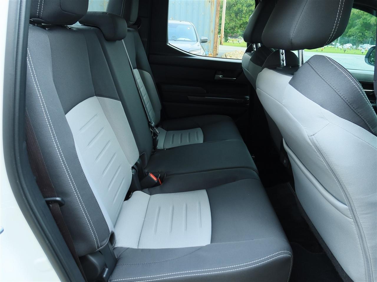 Toyota Tacoma Double Cab 4WD 2025