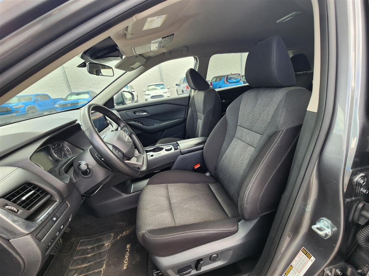 Nissan Rogue SV AWD 2025