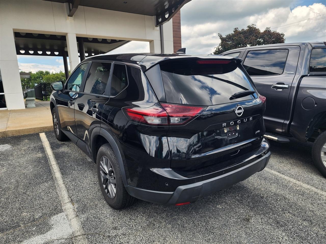 Nissan Rogue S AWD 2024