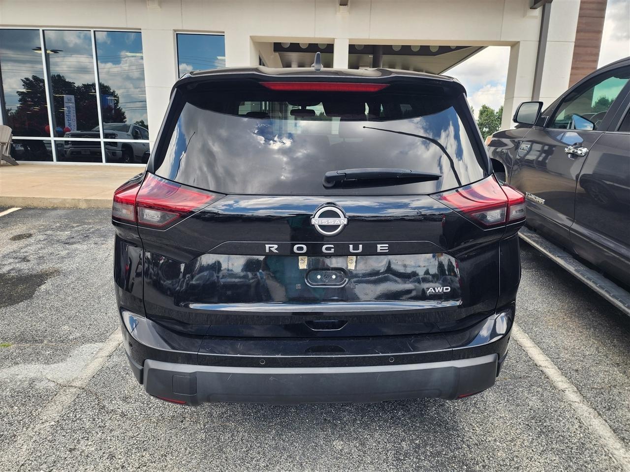 Nissan Rogue S AWD 2024