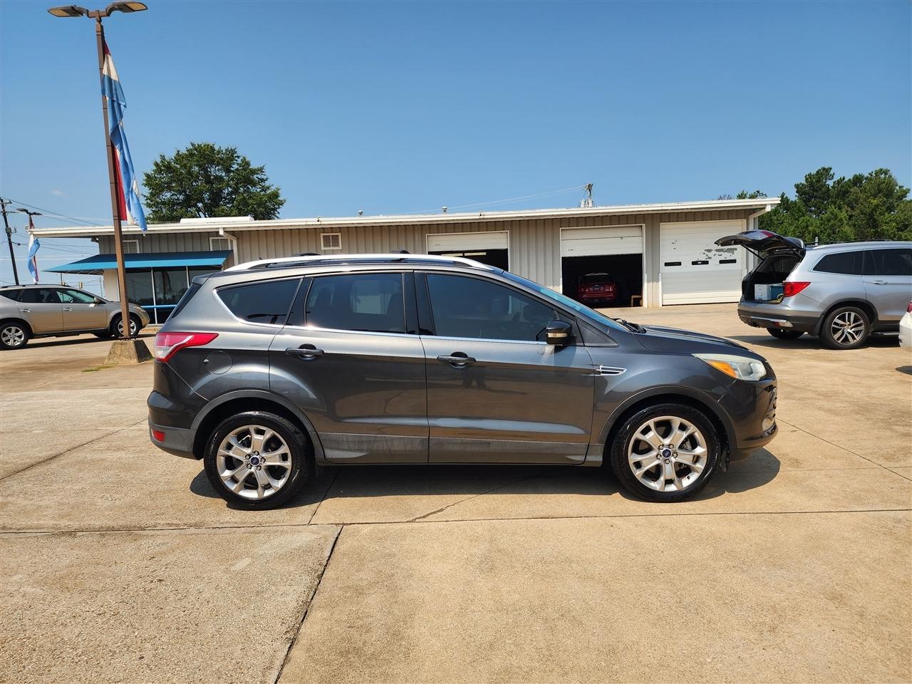 Ford Escape Titanium FWD 2016