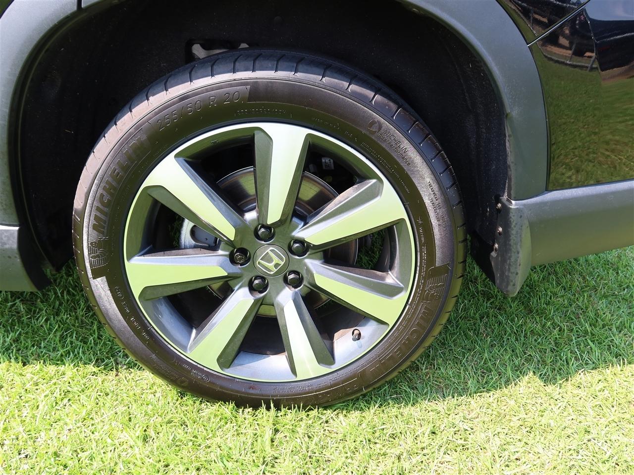 Honda Pilot Touring 2025