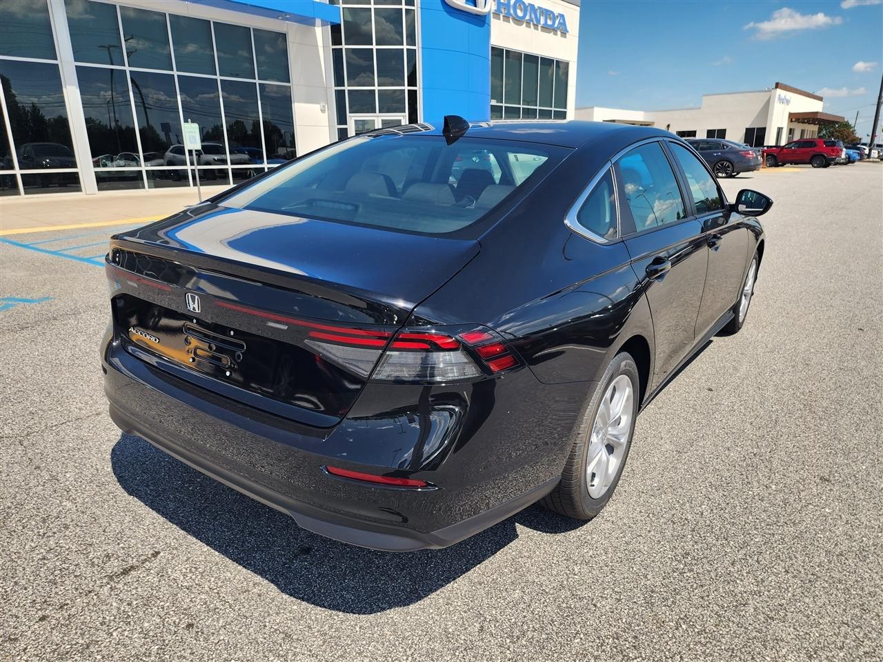 Honda Accord LX 2026