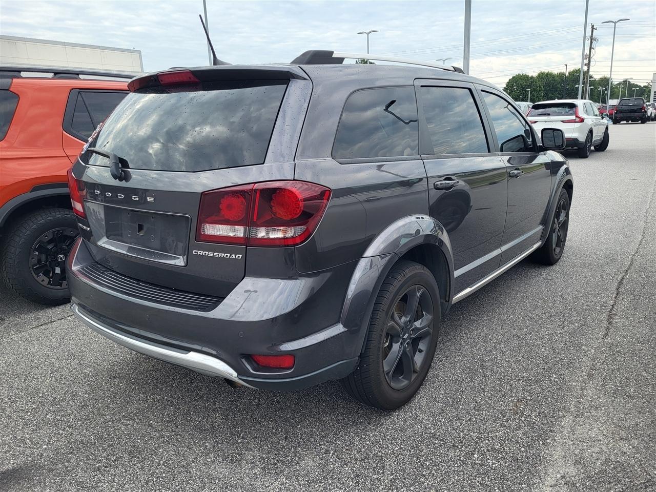 Dodge Journey Crossroad 2020