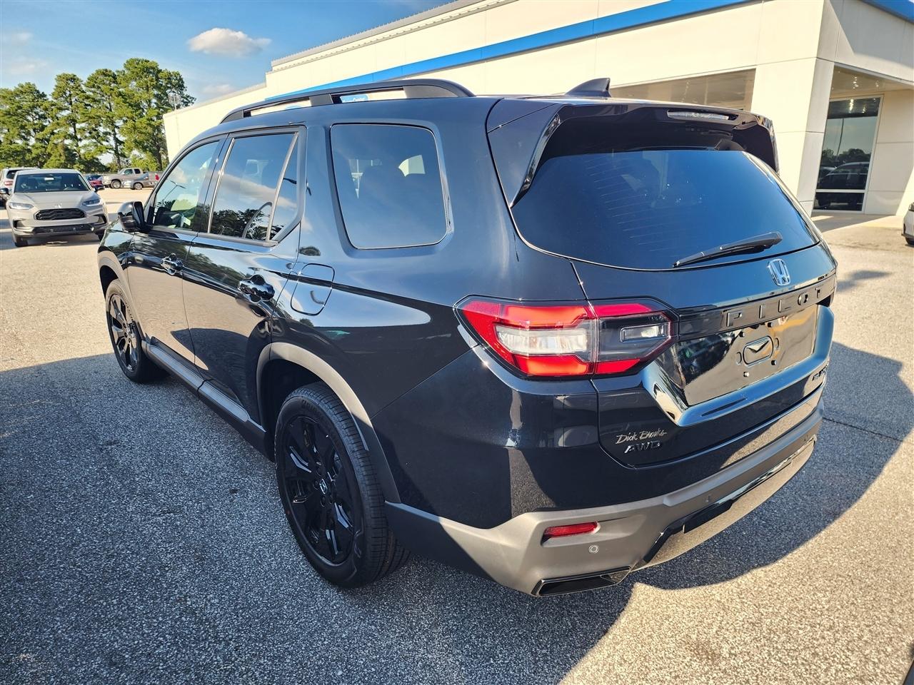 Honda Pilot Black Edition AWD 2026