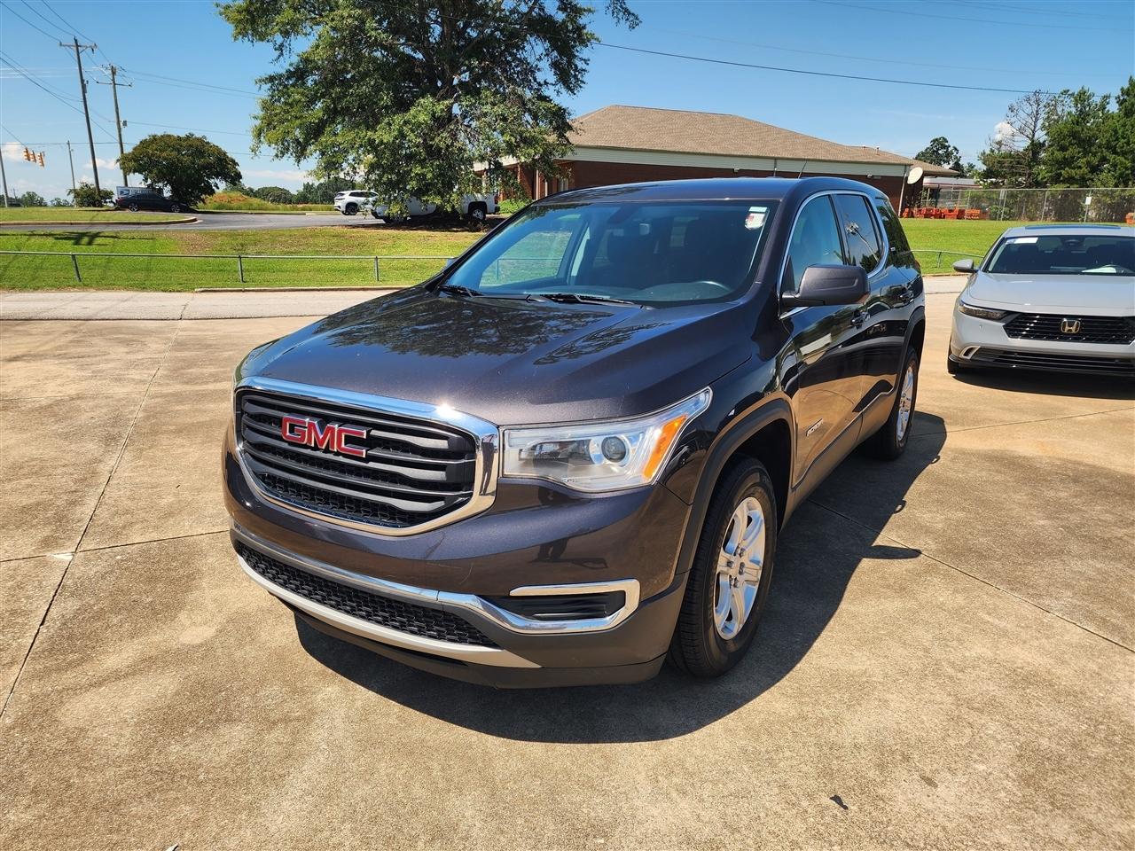 GMC Acadia SLE-1 FWD 2017