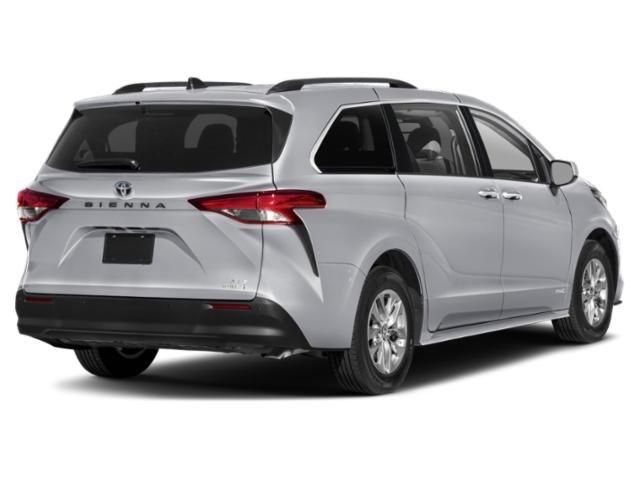 Toyota Sienna XLE 7-Passenger 2021