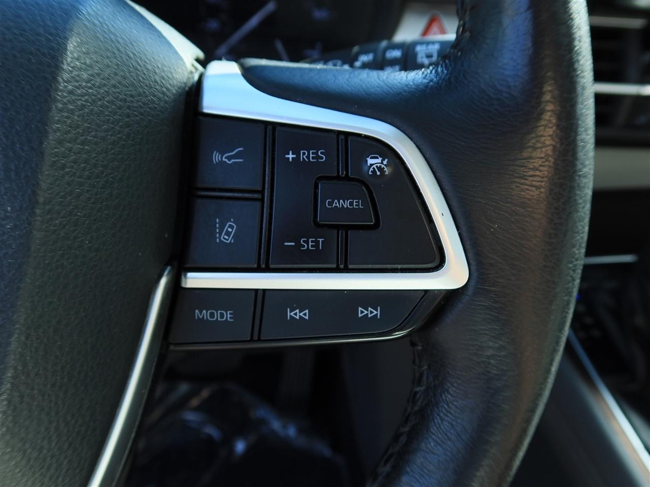 Toyota Sienna XLE 7-Passenger 2021