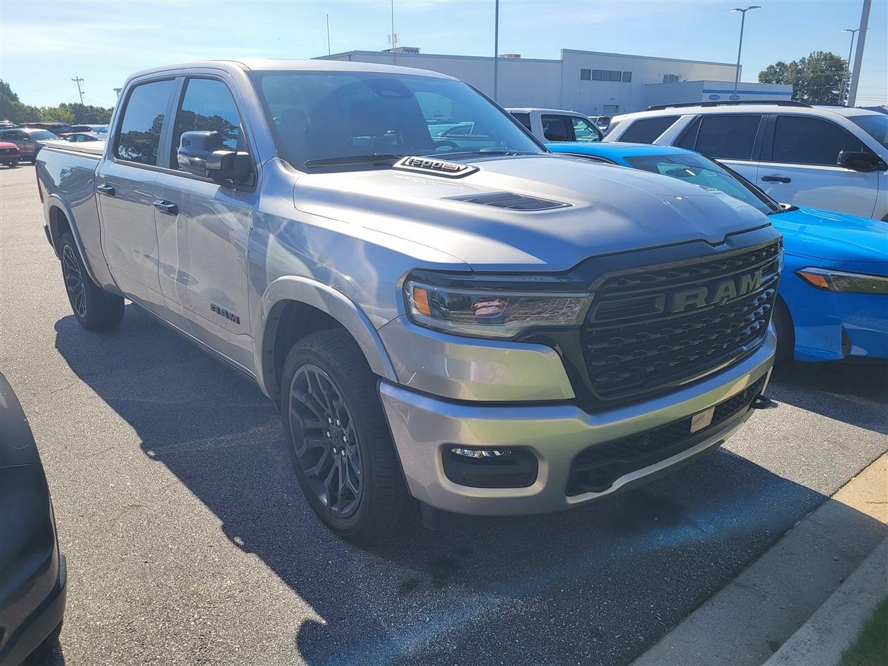RAM 1500 Limited Crew Cab LWB 4WD 2025