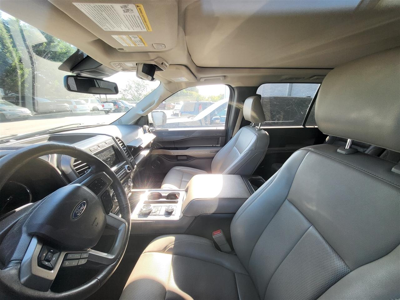 Ford Expedition MAX XLT 4WD 2021