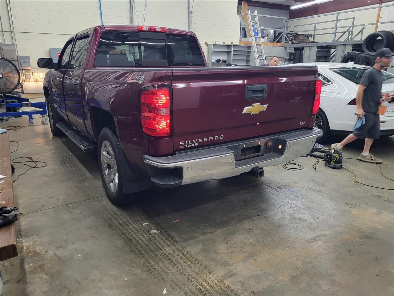 Chevrolet Silverado 1500 2LZ Crew Cab 4WD 2014