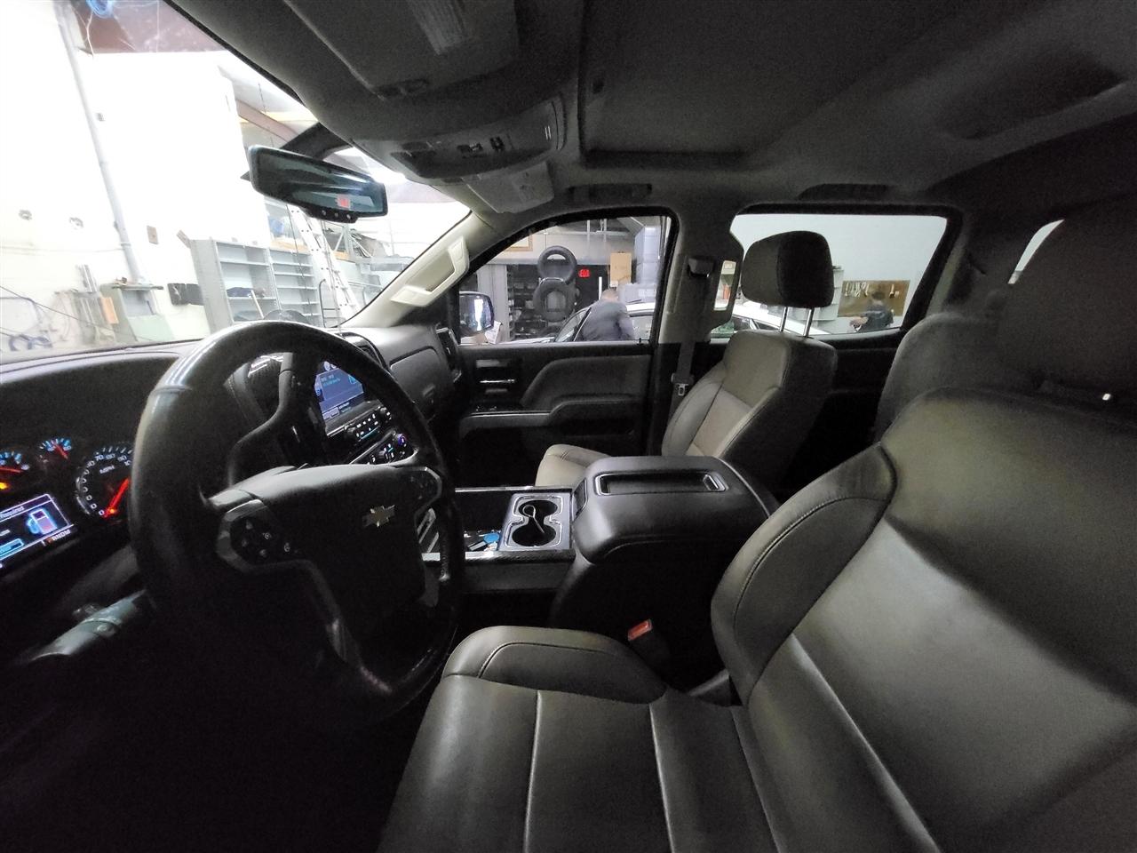 Chevrolet Silverado 1500 2LZ Crew Cab 4WD 2014