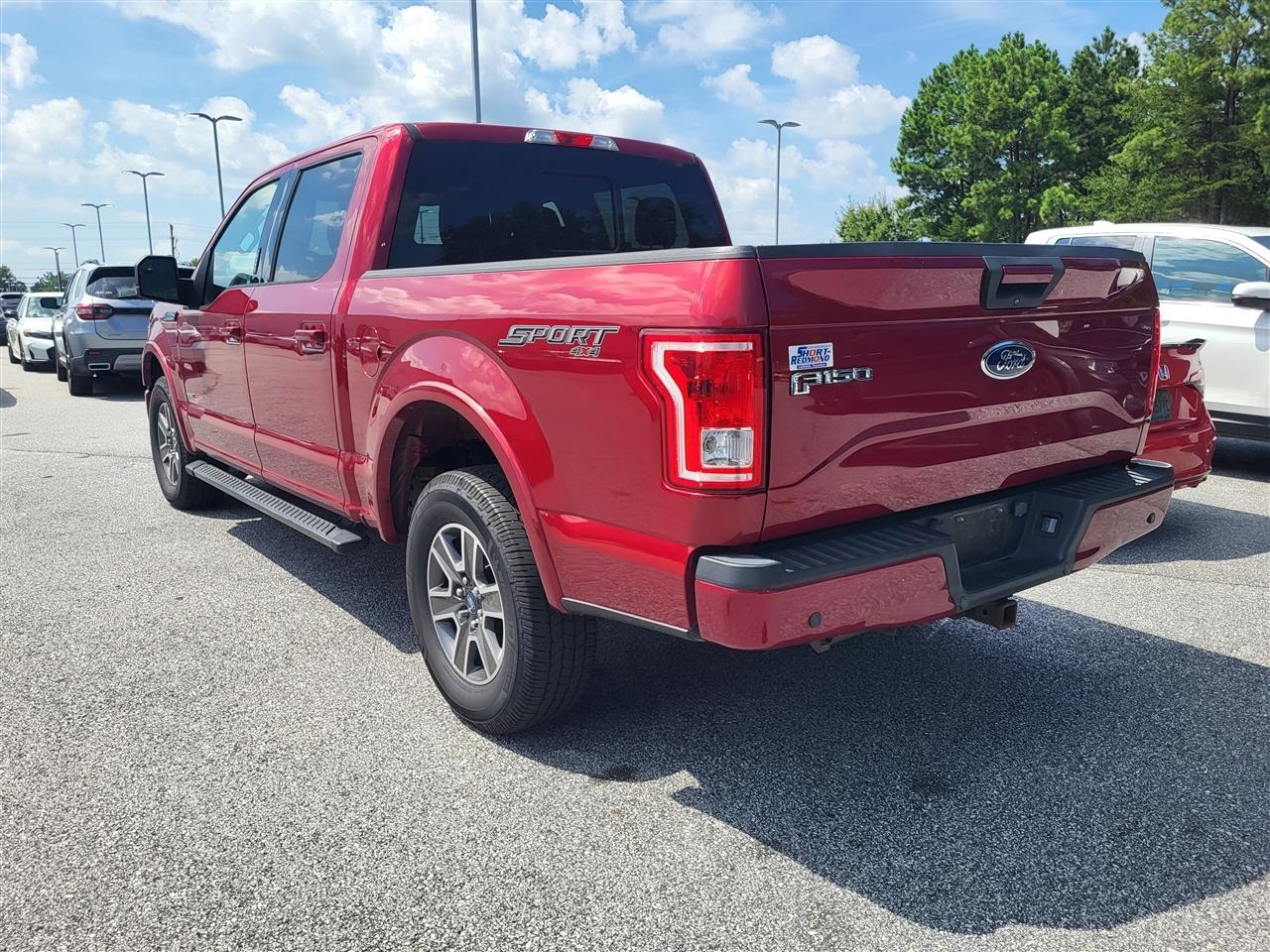 Ford F-150 XLT SuperCrew 5.5-ft. Bed 4WD 2017